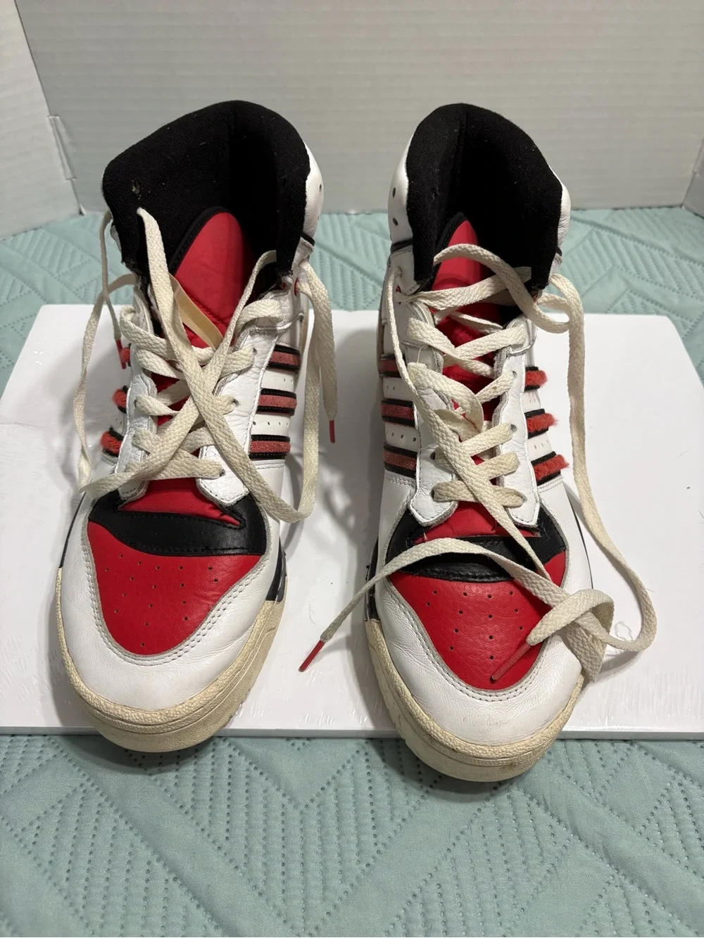 adidas Men’s High Top Lace-Up Athletic Sneakers White/Red/Black/Beige AFZ6332